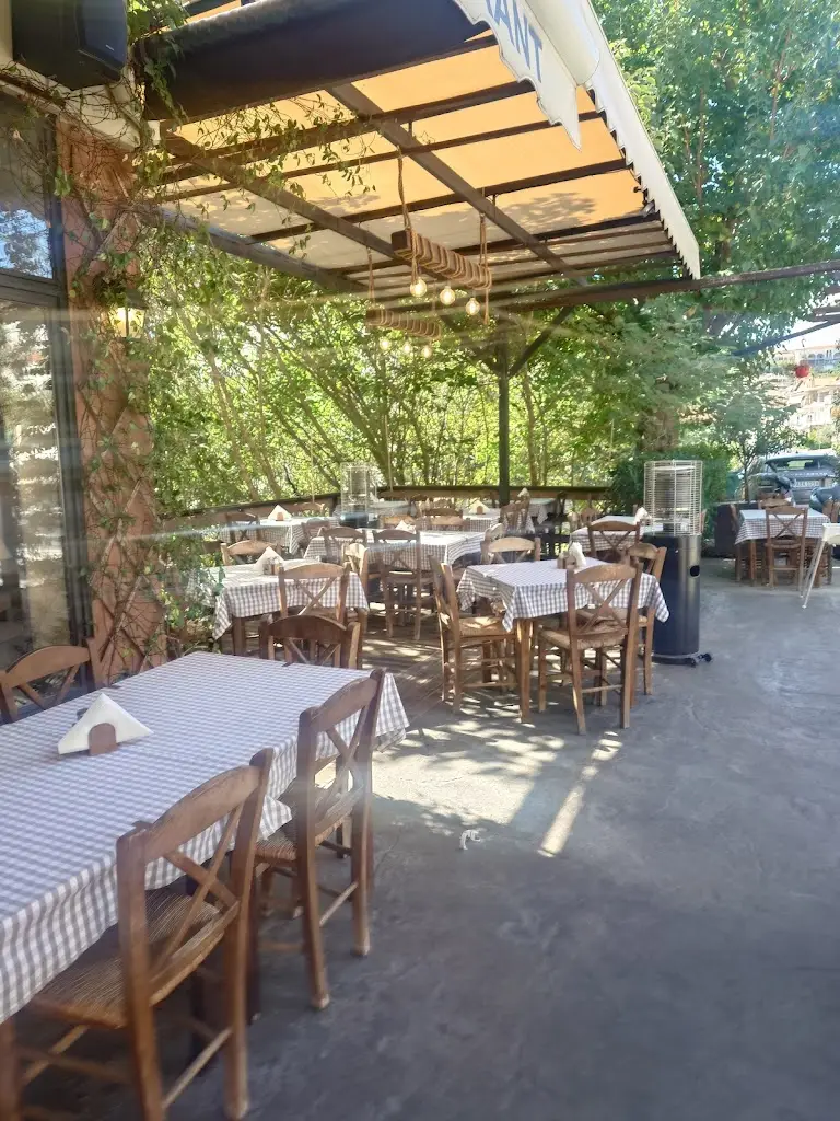 Yamas Taverna Restaurant Kalambaka Meteora_Kalampáki_slider_image_3