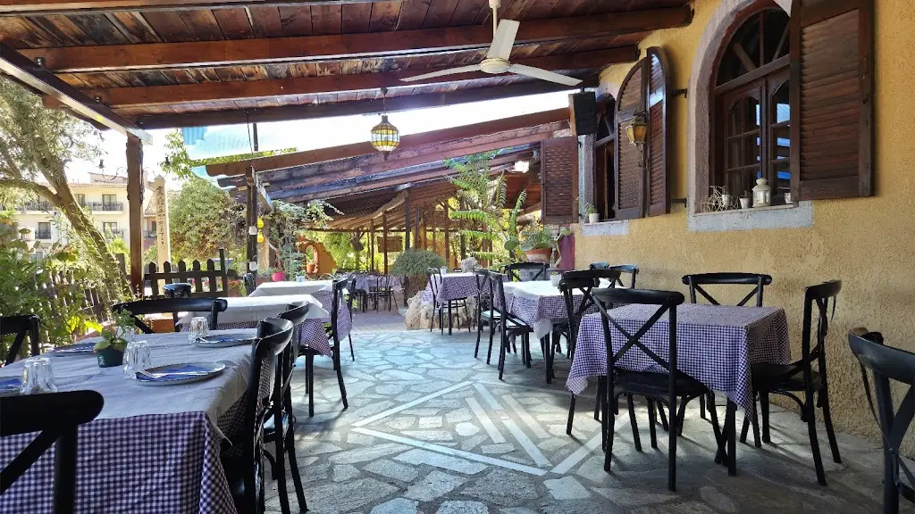 Elias Garden_Kalampáki_slider_image_3