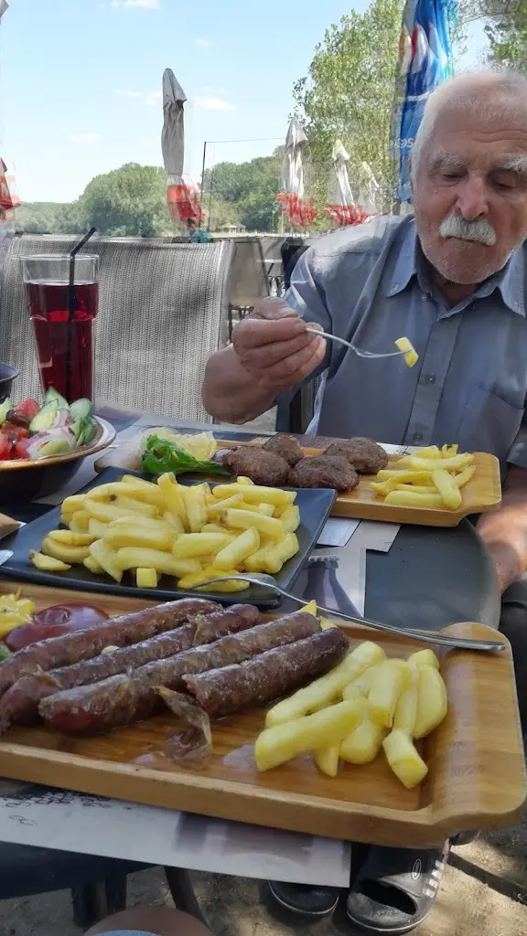 Menu_Nero cafe bar & more_Kastaniés_image_4