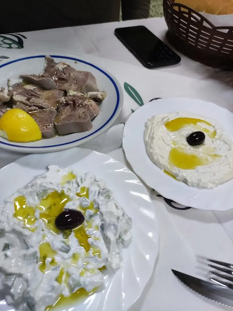 Menü_Ο ΧΑΤΖΗΣ_Kastaniés_Bild_2