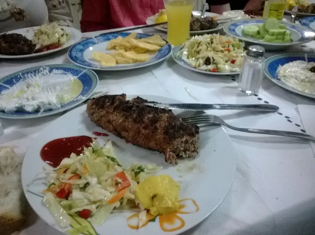 Menü_Ο ΧΑΤΖΗΣ_Kastaniés_Bild_8