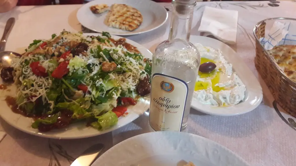 Menü_Plateía_Kastaniés_Bild_5