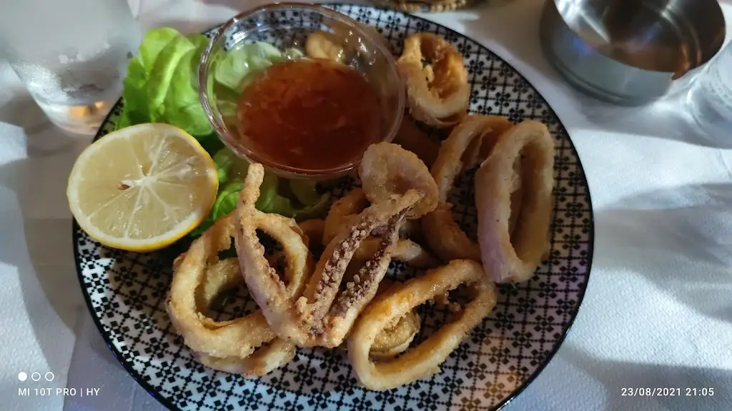 Hüseyin Yalova_Plateía_Kastaniés_Bewertung