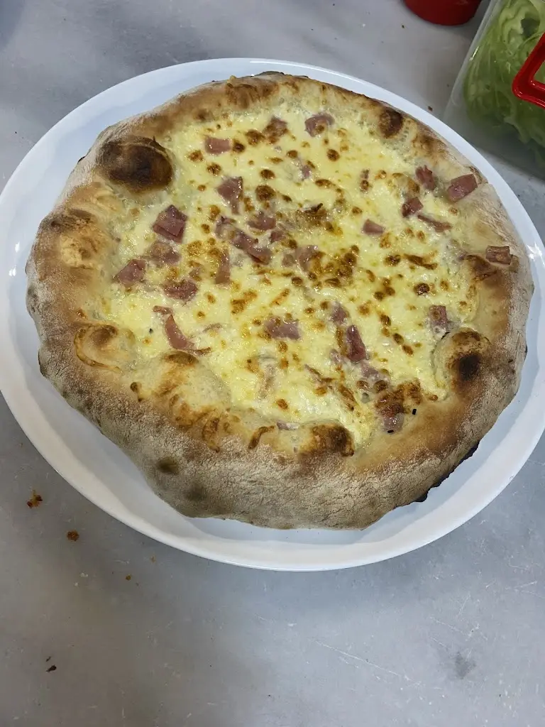 Pizza Camino Restaurant in Káto Nevrokópi