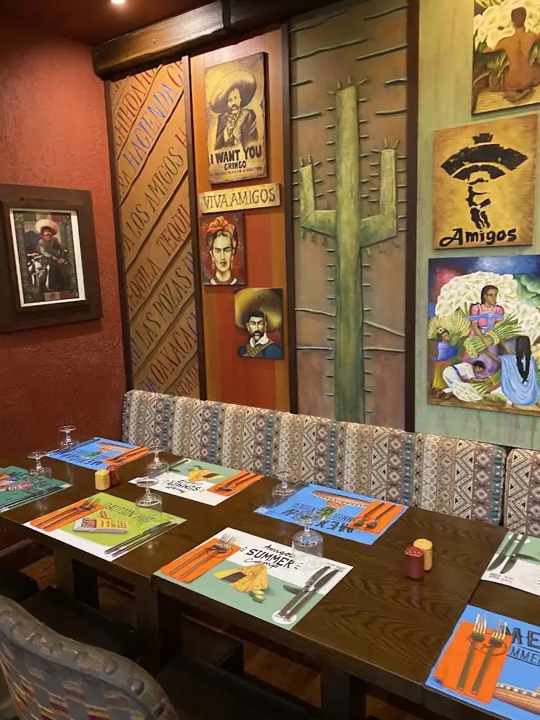 Dim Julio_Amigos_Glyfáda_Bewertung