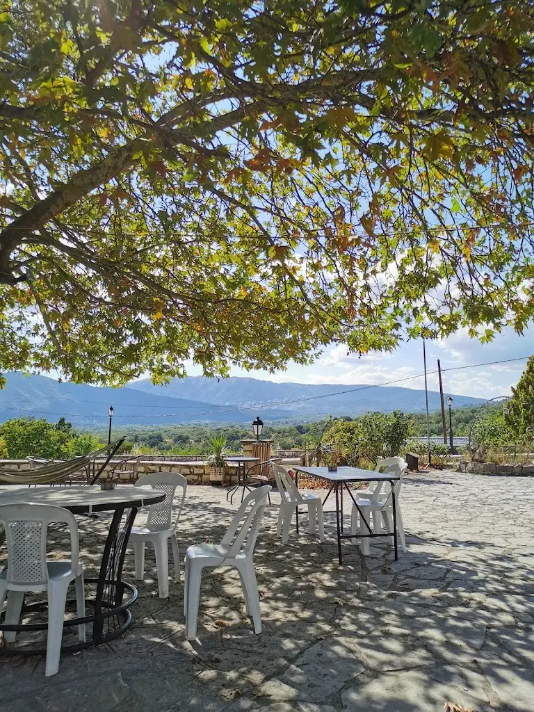 Kelly K_Παραδοσιακό Καφενείον 