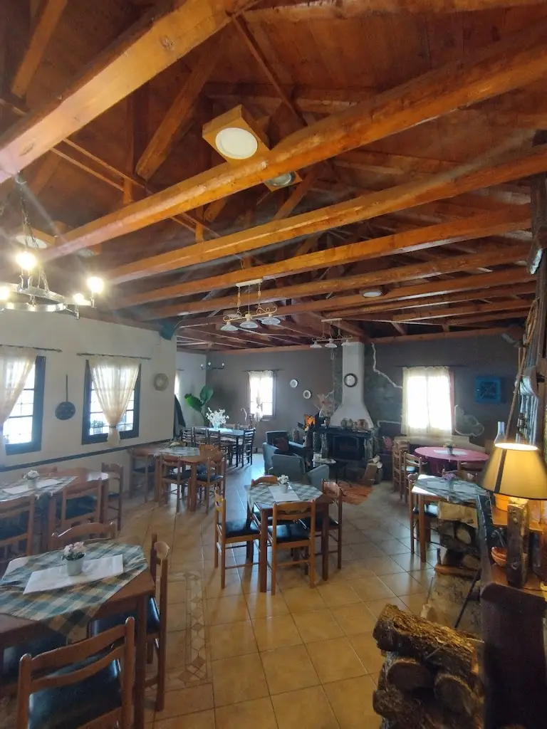 Παραδοσιακό Καφενείον 