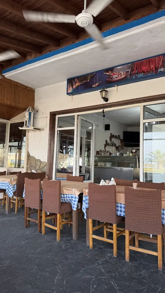 Sta Adelfia Restaurant in Keramotí