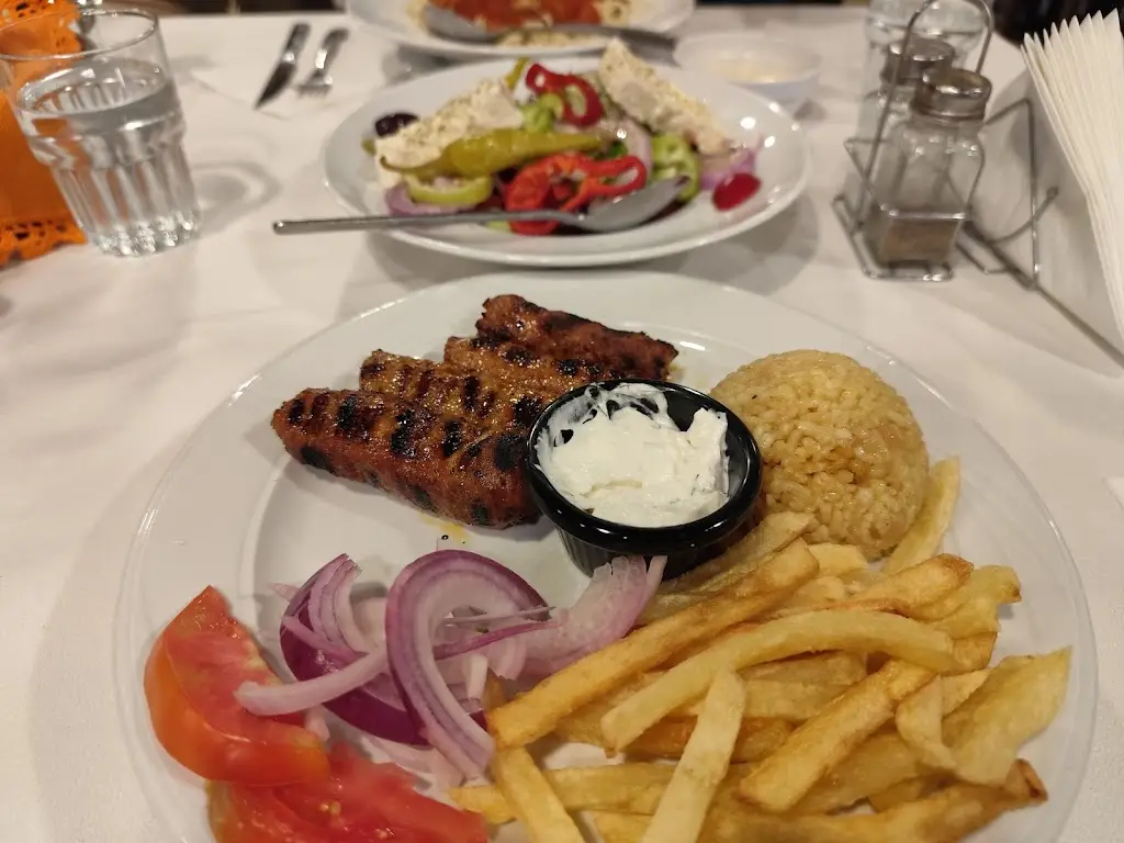 George Wolfheart_PHILOXENIA SOTIRIADIS HOTEL & RESTAURANT_Keramotí_recensione