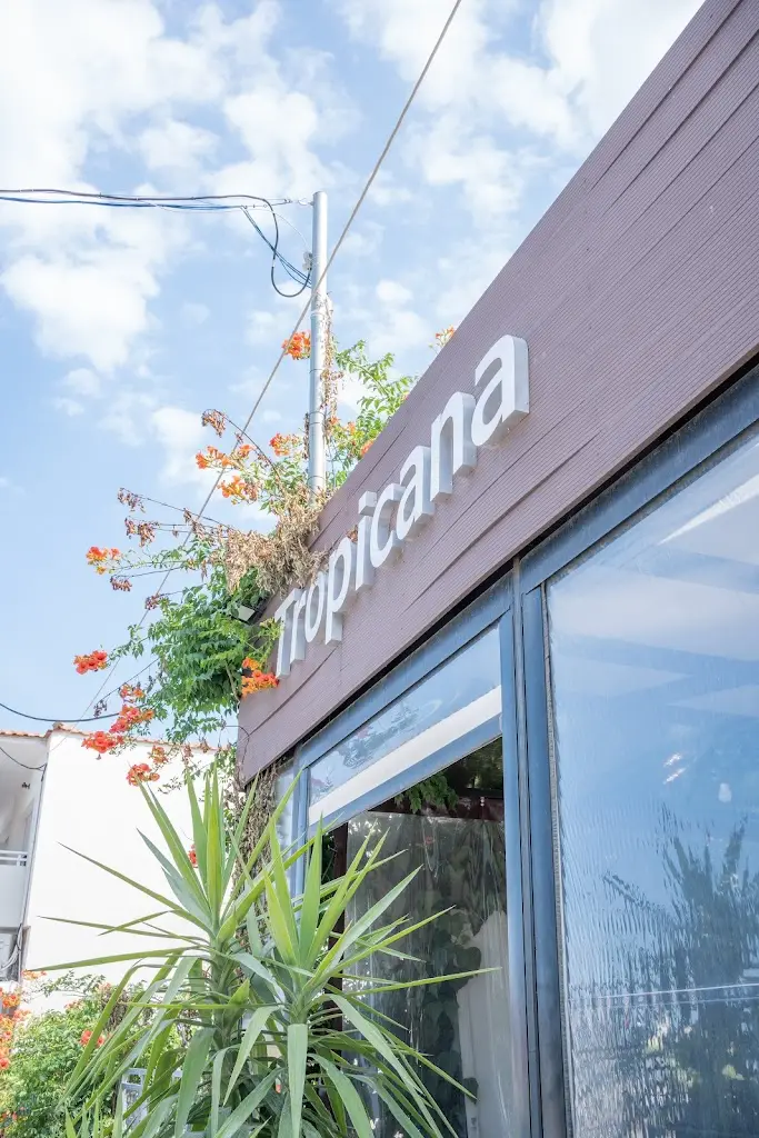 Tropicana Restaurant in Keramotí