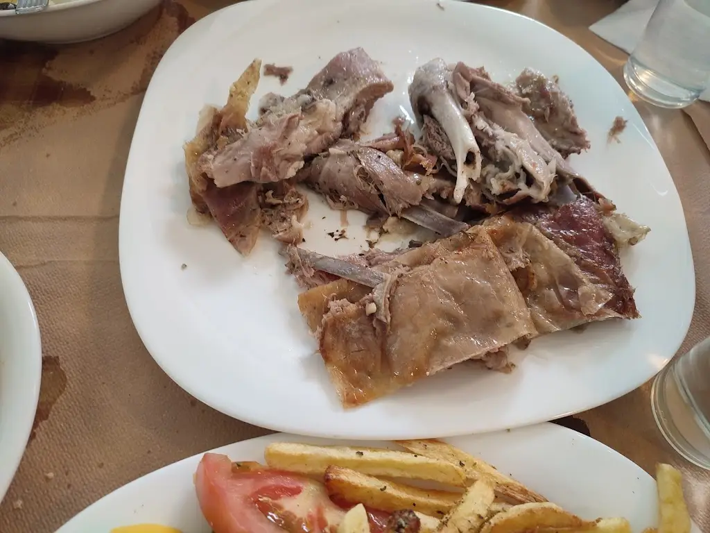 Menu_Oi Meraklides_Kimméria_imagen_6