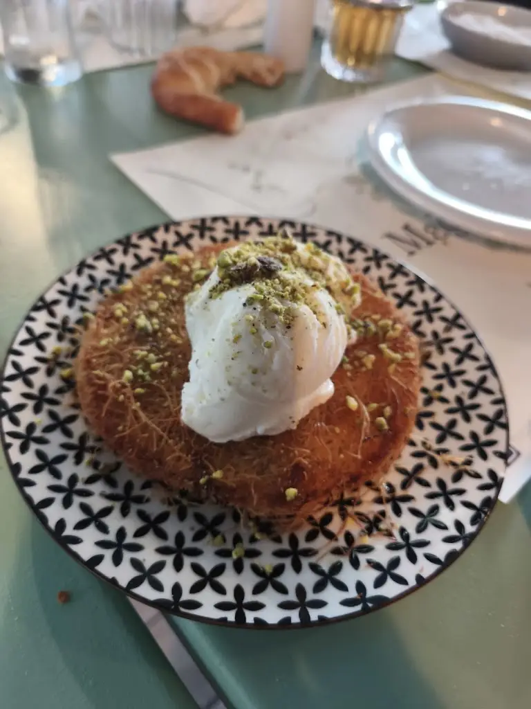 Kostantinos S._Mezedopoiimata_Ilioúpoli_review