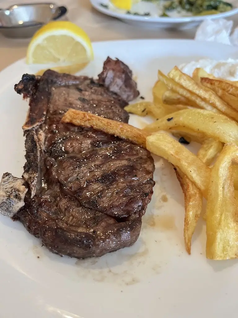 Giannis Triantafyllidis_Elikrinia_Kimméria_recensione