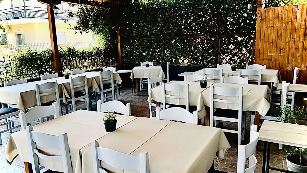 Ταβέρνα "Στου Ηλία" Restaurant in Kimméria