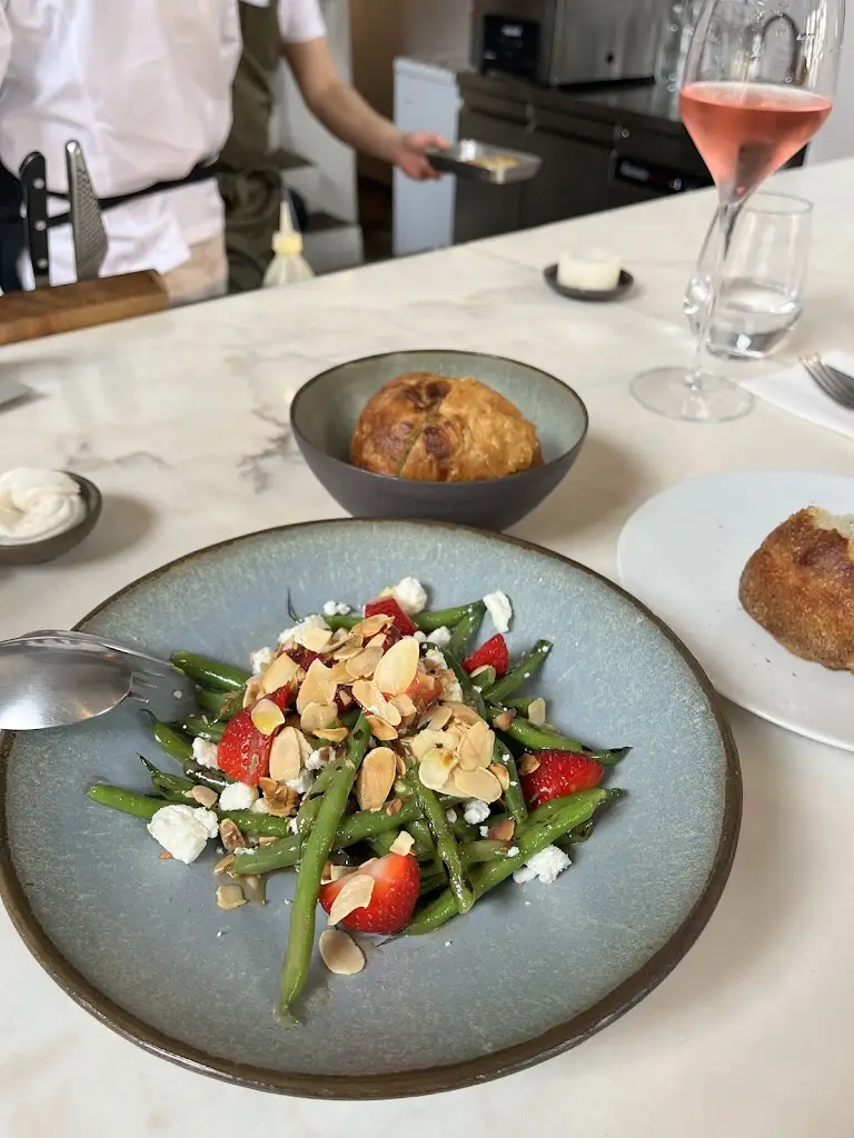 CHRISTOS ARNAOUTOGLOU_Atopo Bistronomy Restaurant_Kavála_review