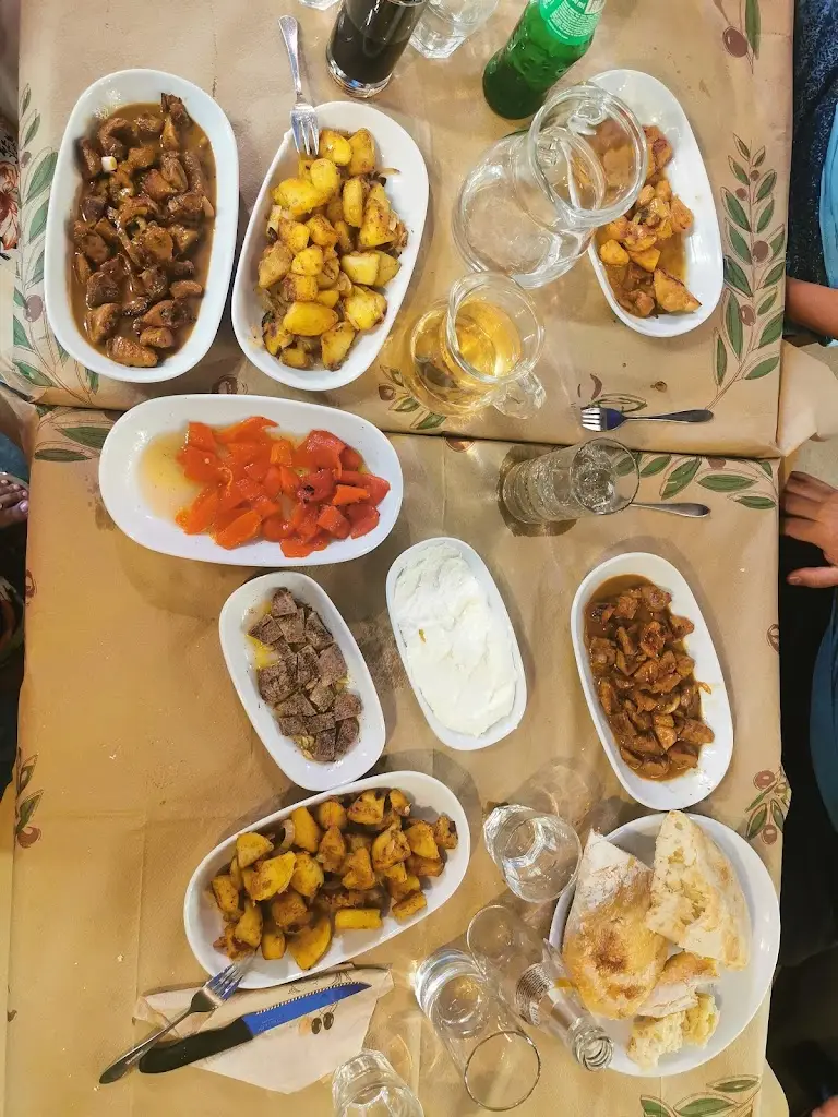 Iulia Popoviciu_Το Στενό_Kavála_review