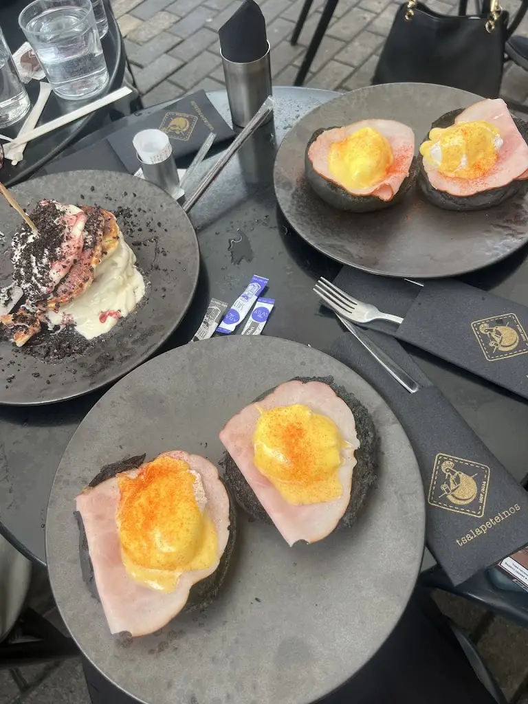 Aleksandra Arabadjieva_Tsalapeteinos_Kavála_Bewertung