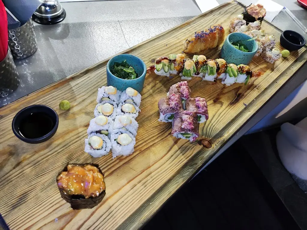 Menu_Scenario_Komotiní_immagine_7