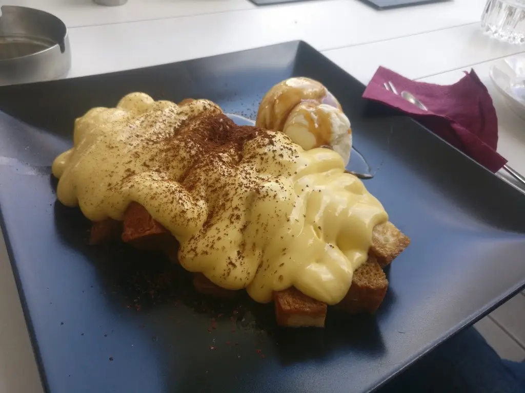 Sabin Șerban_Scenario_Komotiní_recensione