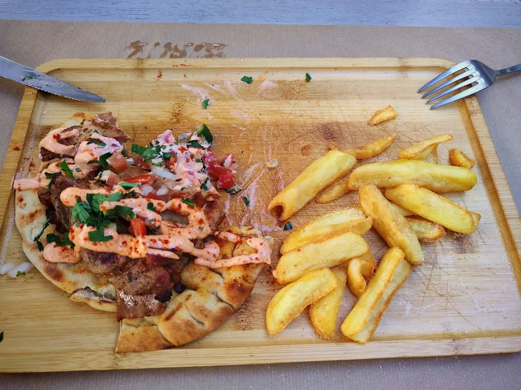 Menu_το Κουτί_Komotiní_immagine_6