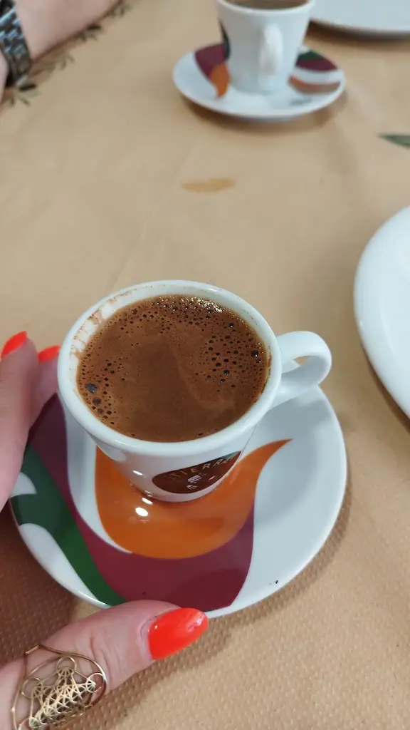 Menü_Ρετρό_Komotiní_Bild_6