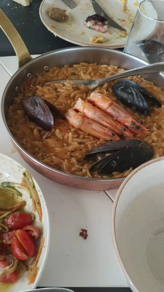 Sea Bar_Ilioúpoli_slider_image_2