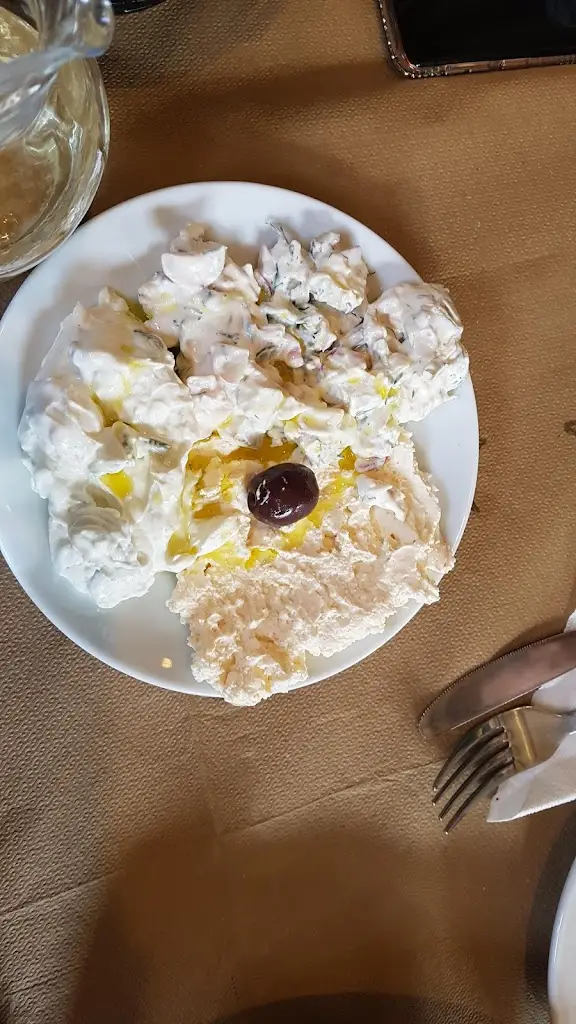 Menü_Μπουφές Σταθμός_Komotiní_Bild_8