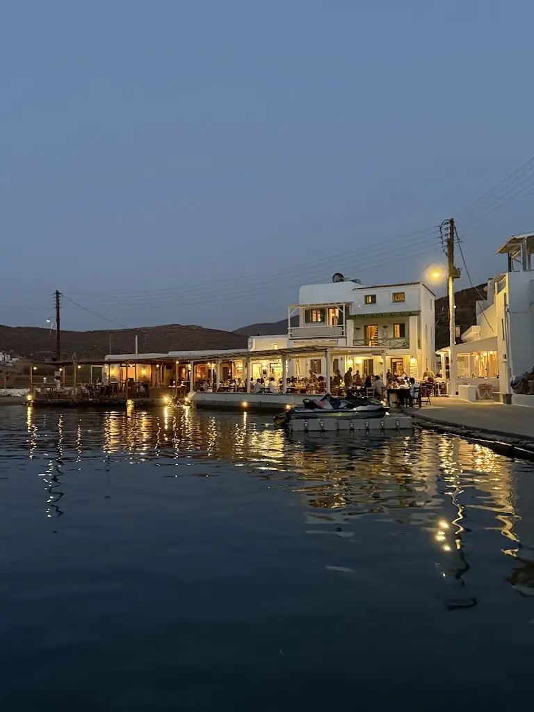 Evi Panagiotou_Arias restaurant Kythnos_Kyprínos_Bewertung