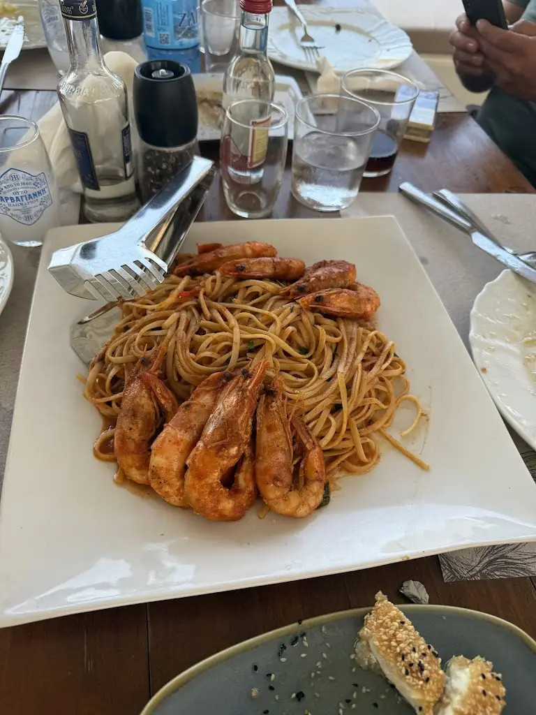 Arias restaurant Kythnos_Kyprínos_slider_image_3