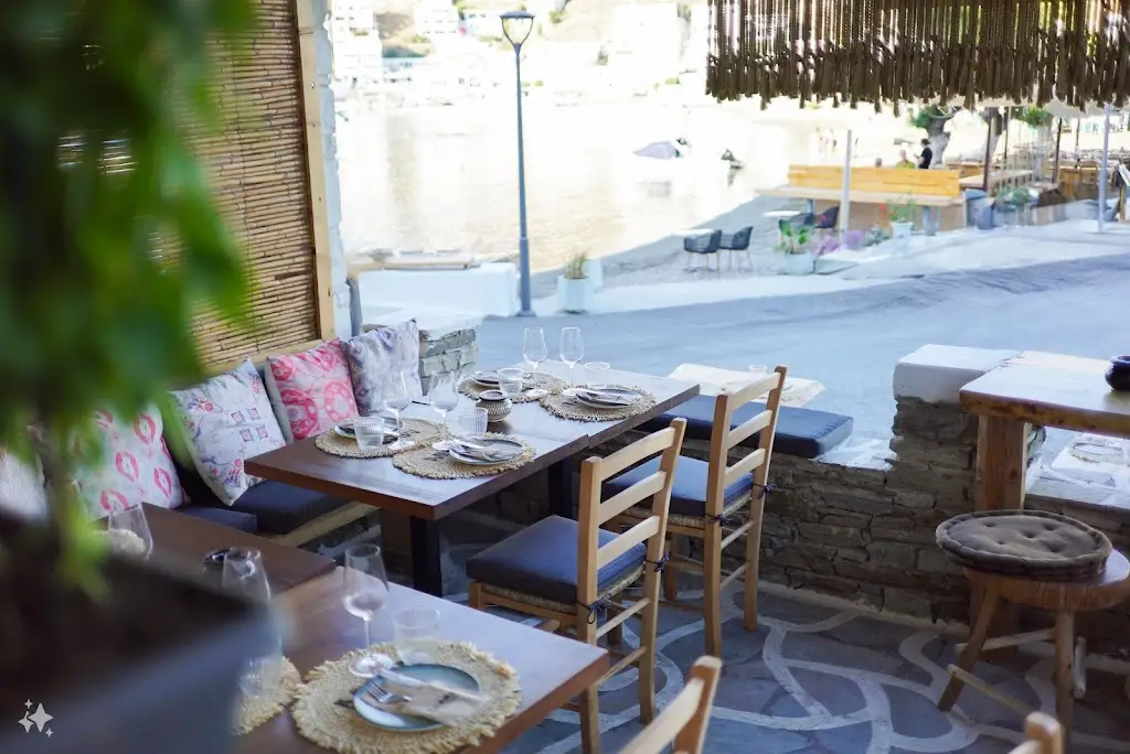 Mirra_Kyprínos_slider_image_1