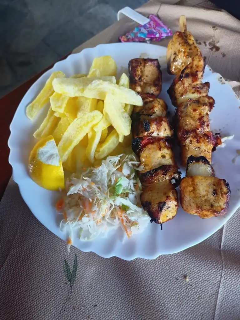 Taverna Kiki_Kyprínos_slider_image_2