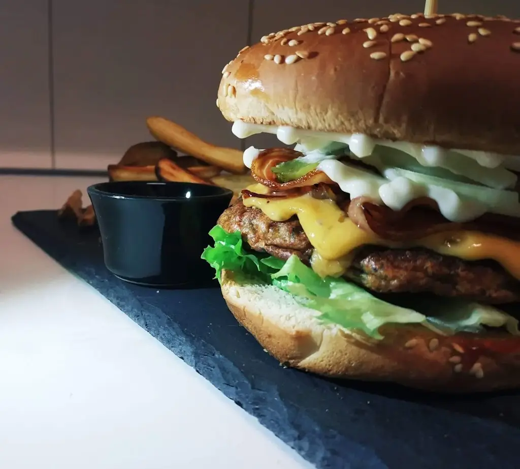 Mokambo Bistro Caffe_Kyprínos_slider_image_3