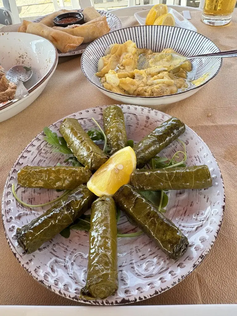 Alexios Doukas_Μεταξύ Μας_Lemnos_Bewertung