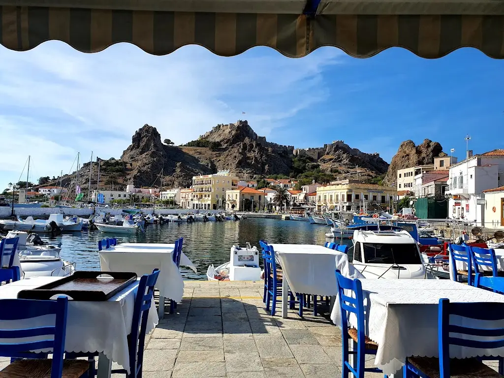 Μεταξύ Μας Restaurant in Lemnos