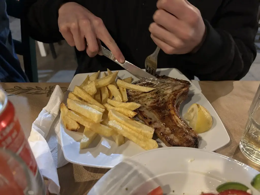 Michelle Dalmaris_Στο Κάστρο_Lemnos_Bewertung