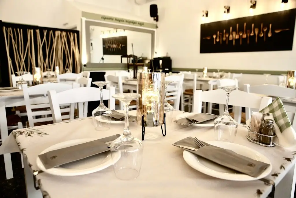 Tempelchanio Restaurant in Ilioúpoli