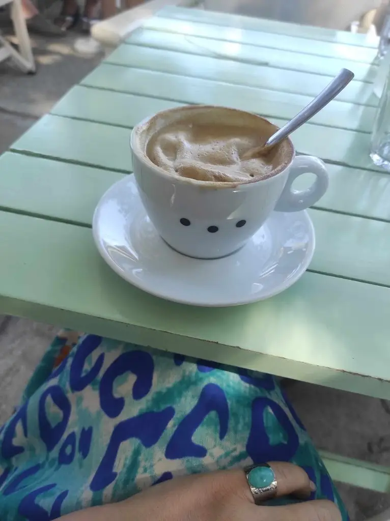 Vassilis Chanis_Pezoula The Meeting Point_Lemnos_Bewertung