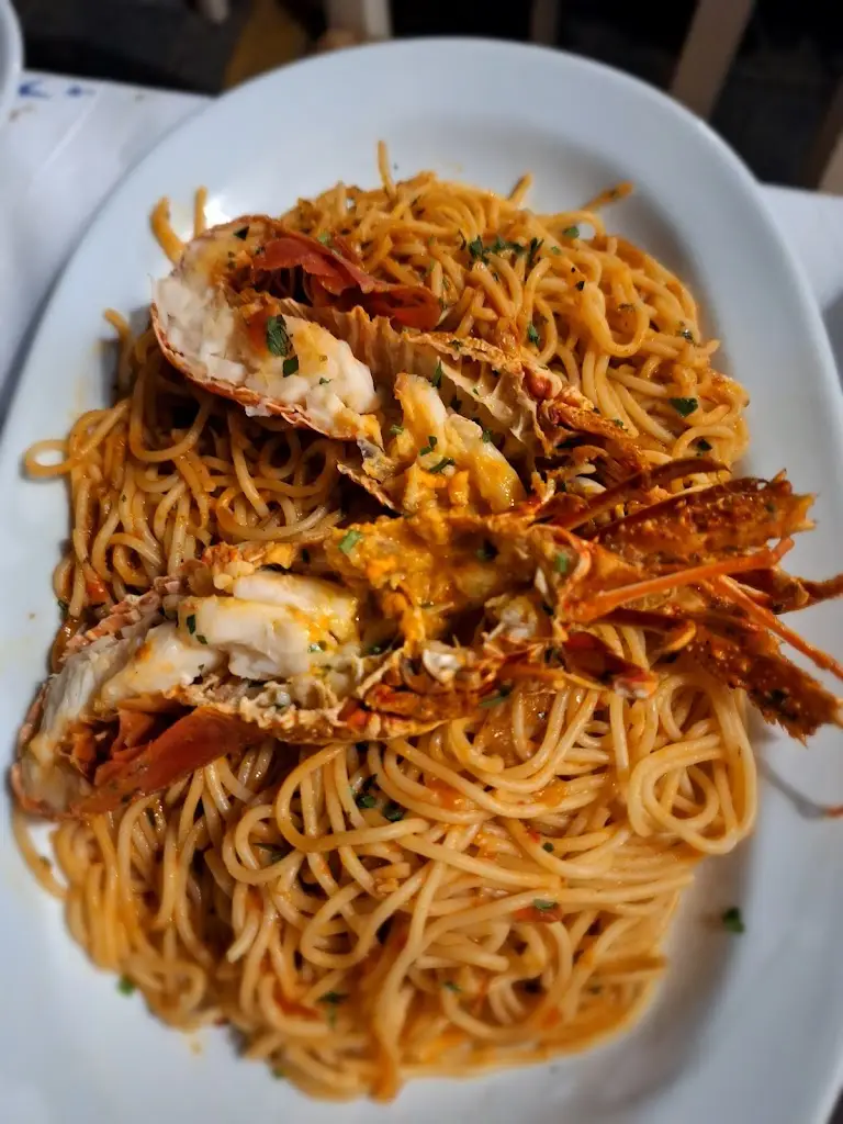 Exis Touf_Εξέχων Greek Tavern_Lemnos_review