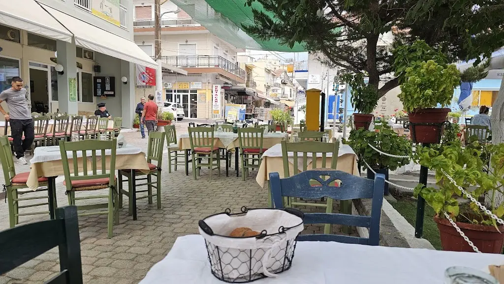 Restaurant Dionisos Restaurant in Limenária