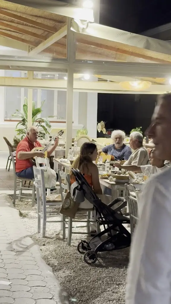 ISLAND art restaurant_Limenária_slider_image_2