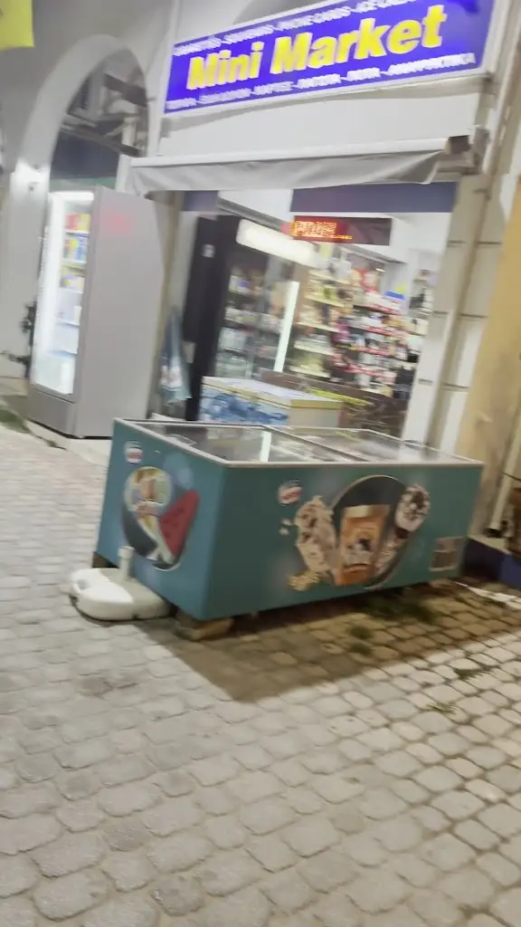 Razvan Tamasanu_Tavern George_Limenária_Bewertung