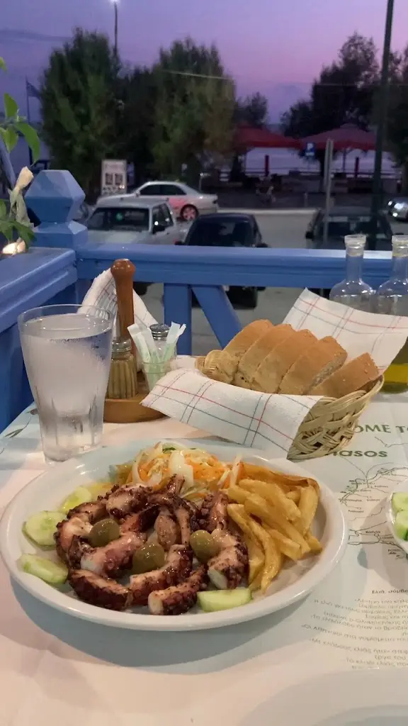 Tavern George_Limenária_slider_image_2