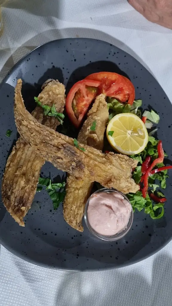 Mihaela Sandu_Rodolfo's Restaurant Bar_Limenária_review