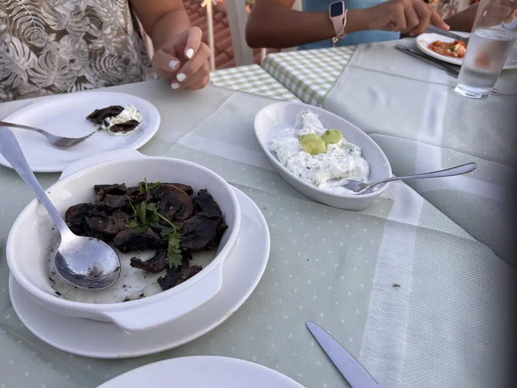 Ali Yilmaz_Gatos Restaurant_Lesbos_Bewertung