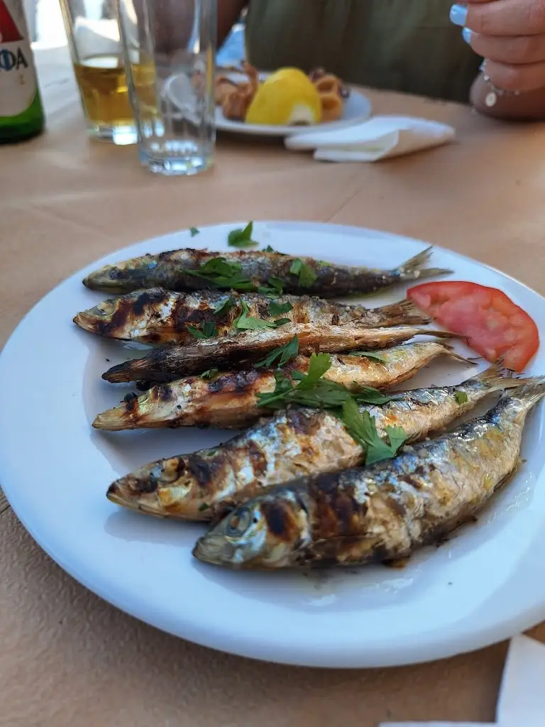 Menu_The Captain's Table_Lesbos_image_5