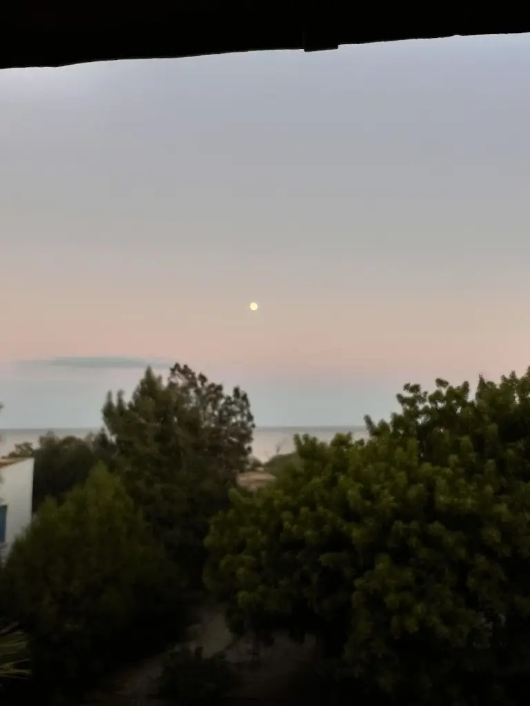 andrea burnand_KALDERIMI_Lesbos_review