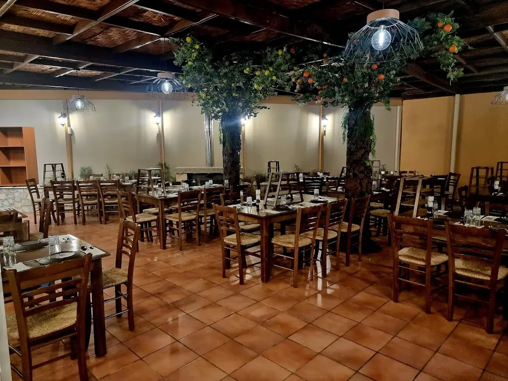 Ο Γαβρίλος - O Gavrilos_Lesbos_slider_image_1