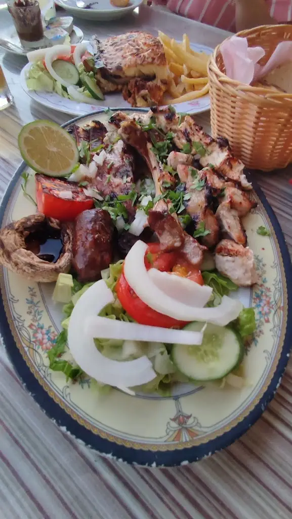 Menü_CAPRICE KITCHEN BAR_Lesbos_Bild_8