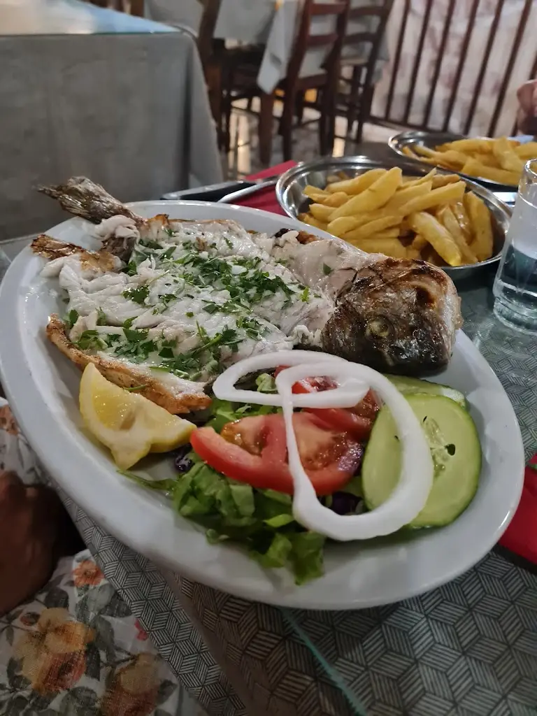 Pat Własnegolosu_CAPRICE KITCHEN BAR_Lesbos_Bewertung