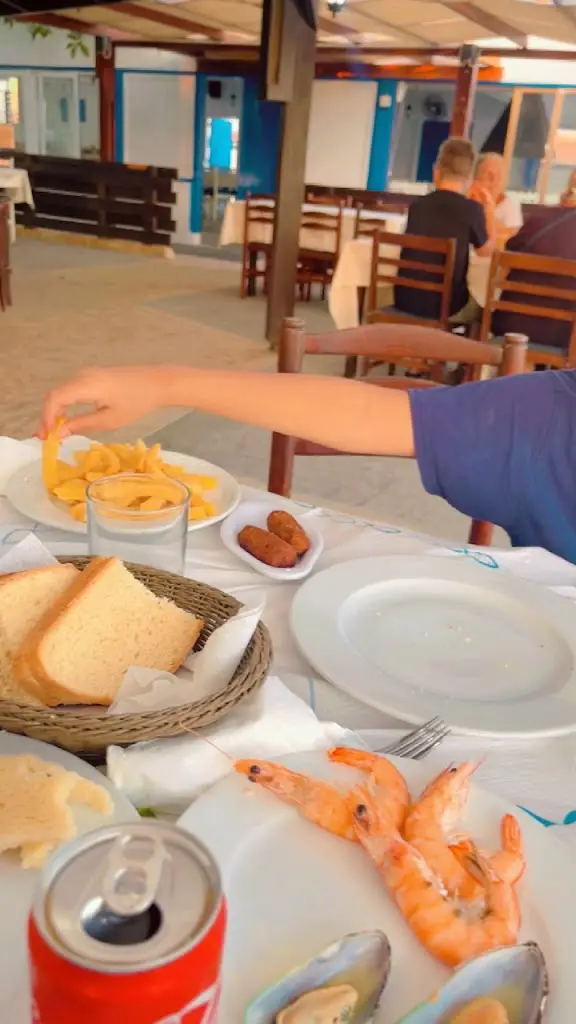 KANTINA Snack Bar_Lesbos_slider_image_2